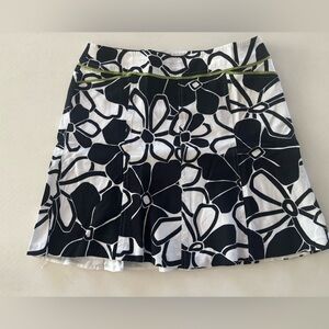 Ann Taylor Black and White Floral A-Line Skirt
